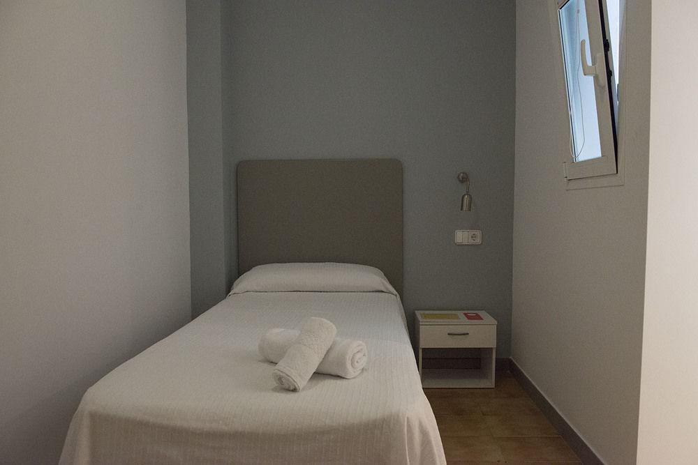 Hostal Ripoll Ibiza ภายนอก รูปภาพ