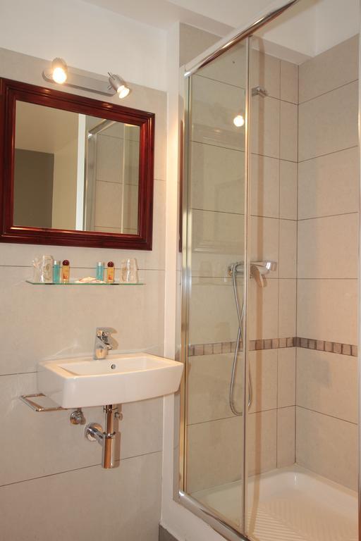 Hostal Ripoll Ibiza ภายนอก รูปภาพ